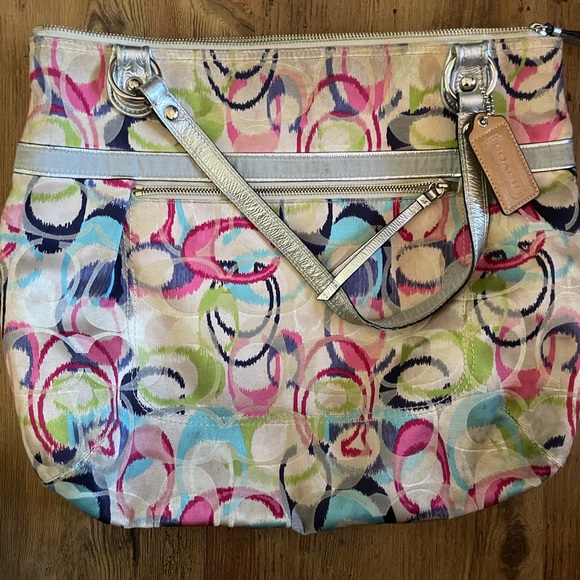 Coach Poppy hobo bag